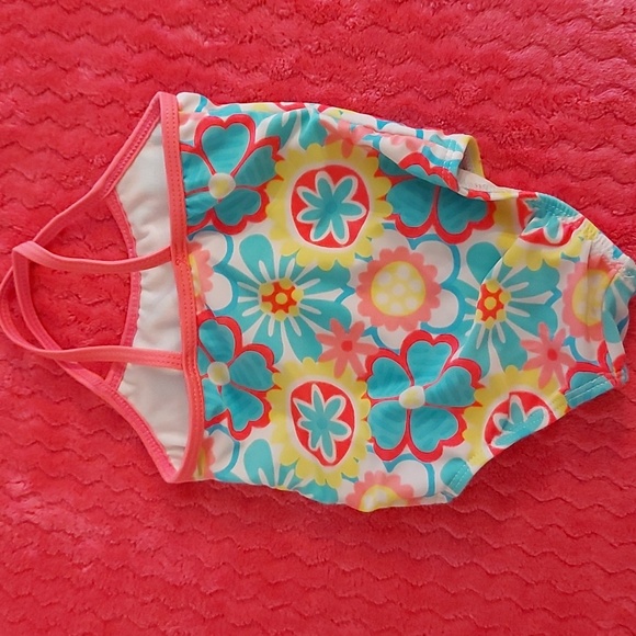 OP 3-6 M girl's one piece swimsuit - Picture 4 of 6